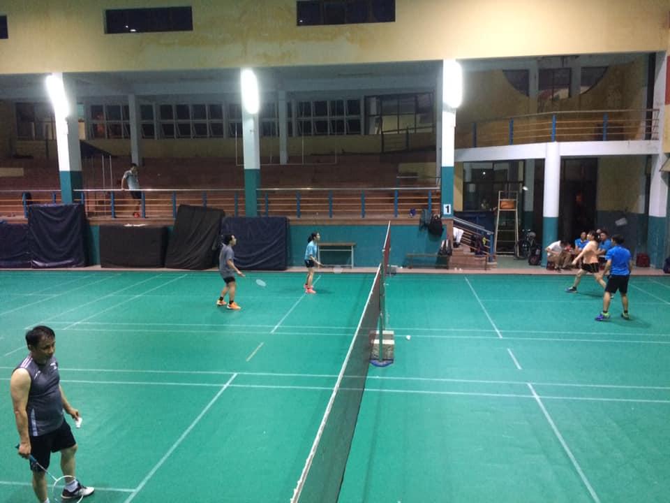 Sân Cầu Lông Trường Hai Bà Trưng Huế