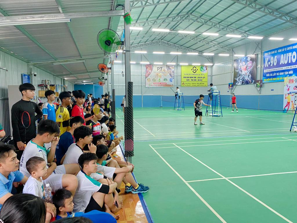 Sân Cầu Lông Bơ Sport 1