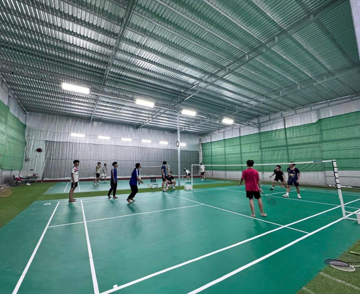 Sân Pickleball & Cầu Lông Long Hậu