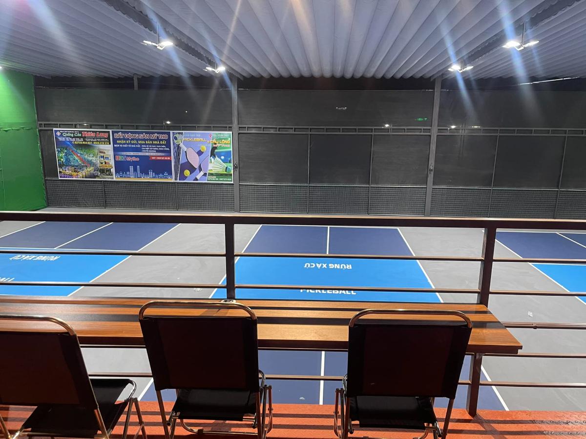 Sân Pickleball & Cầu lông Rừng Xà Cừ (Mỹ Tho)