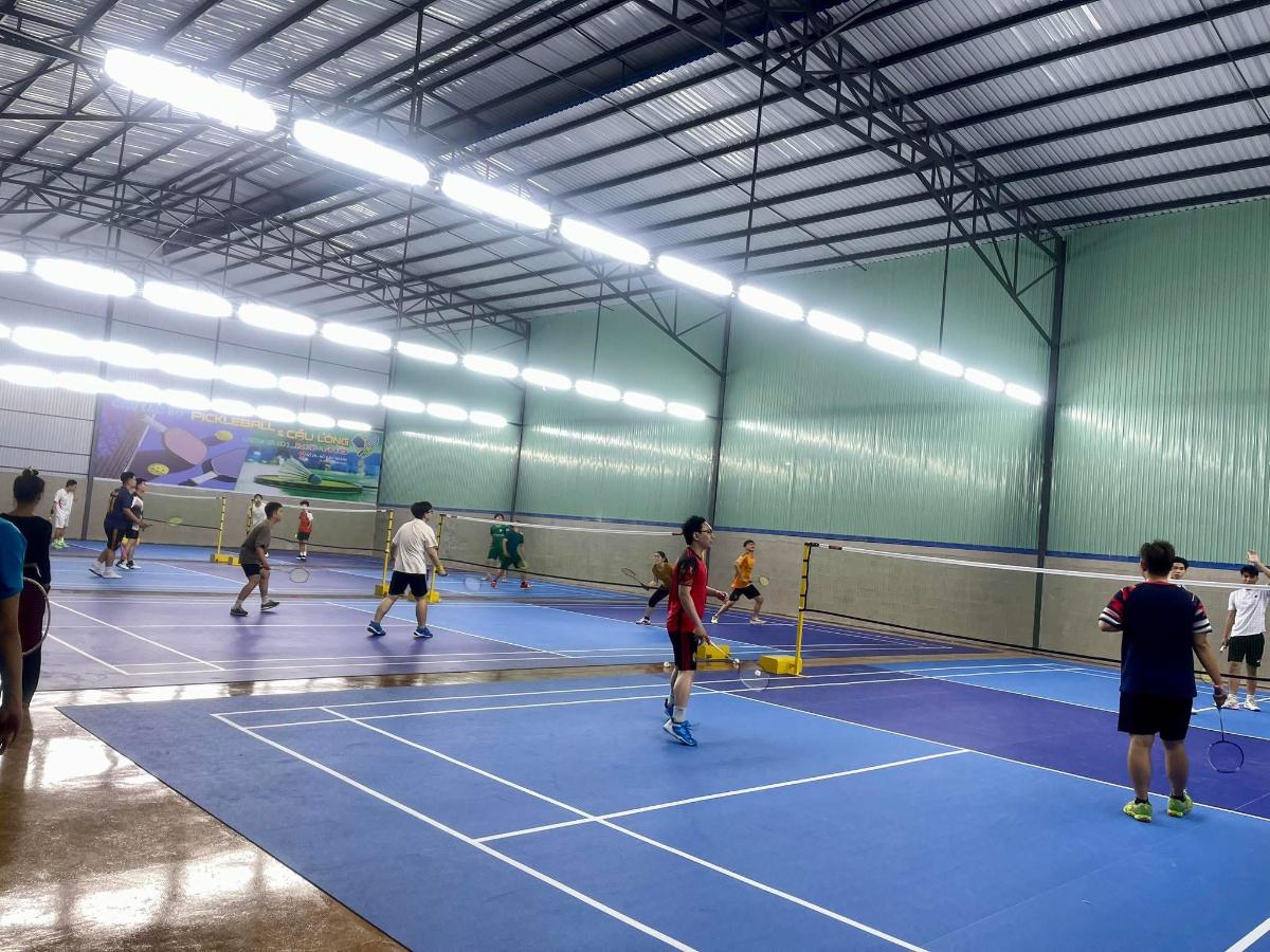 Sân Pickleball & Cầu lông Rừng Xà Cừ (Mỹ Tho)