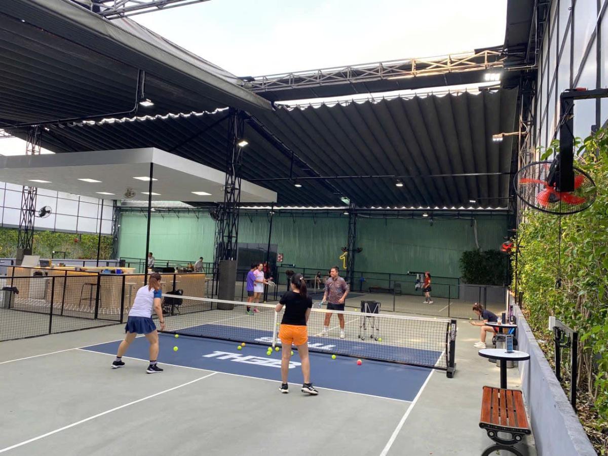 Sân Pickleball & Cầu lông The B Hoàng Văn Thụ