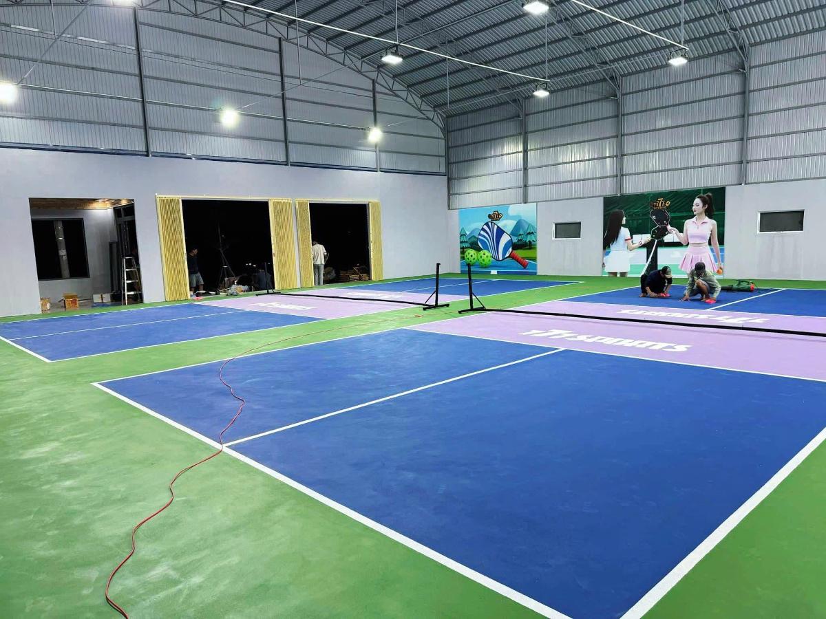 Sân Cầu Lông 777Sports Badminton