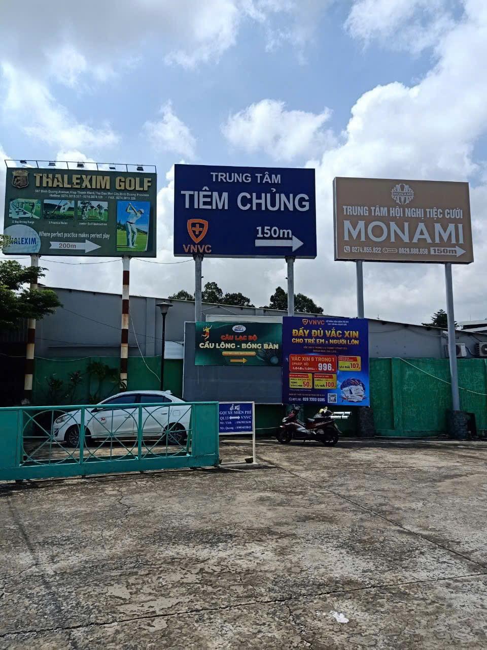 Sân Cầu Lông Công Viên Thủ Dầu Một