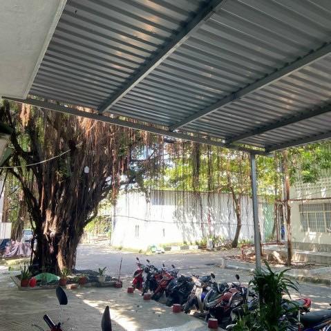Sân cầu lông Sơn Tạ
