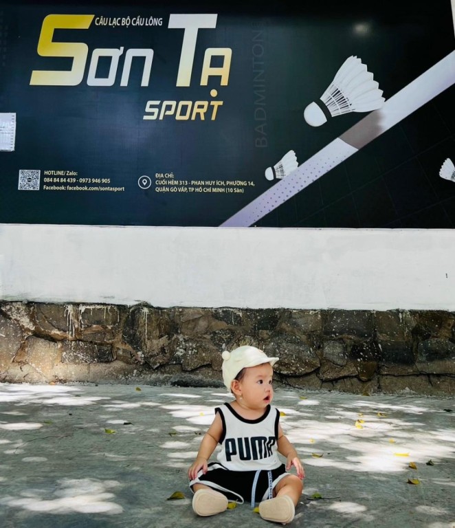 Sân cầu lông Sơn Tạ