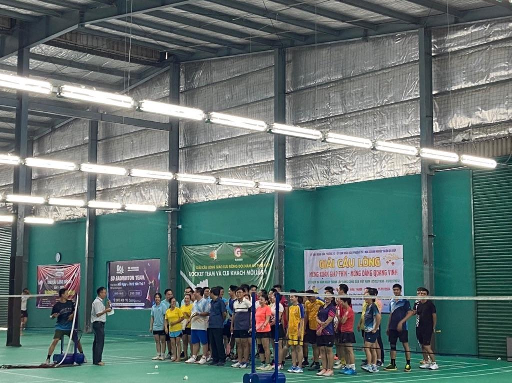 Sân cầu lông Sơn Tạ