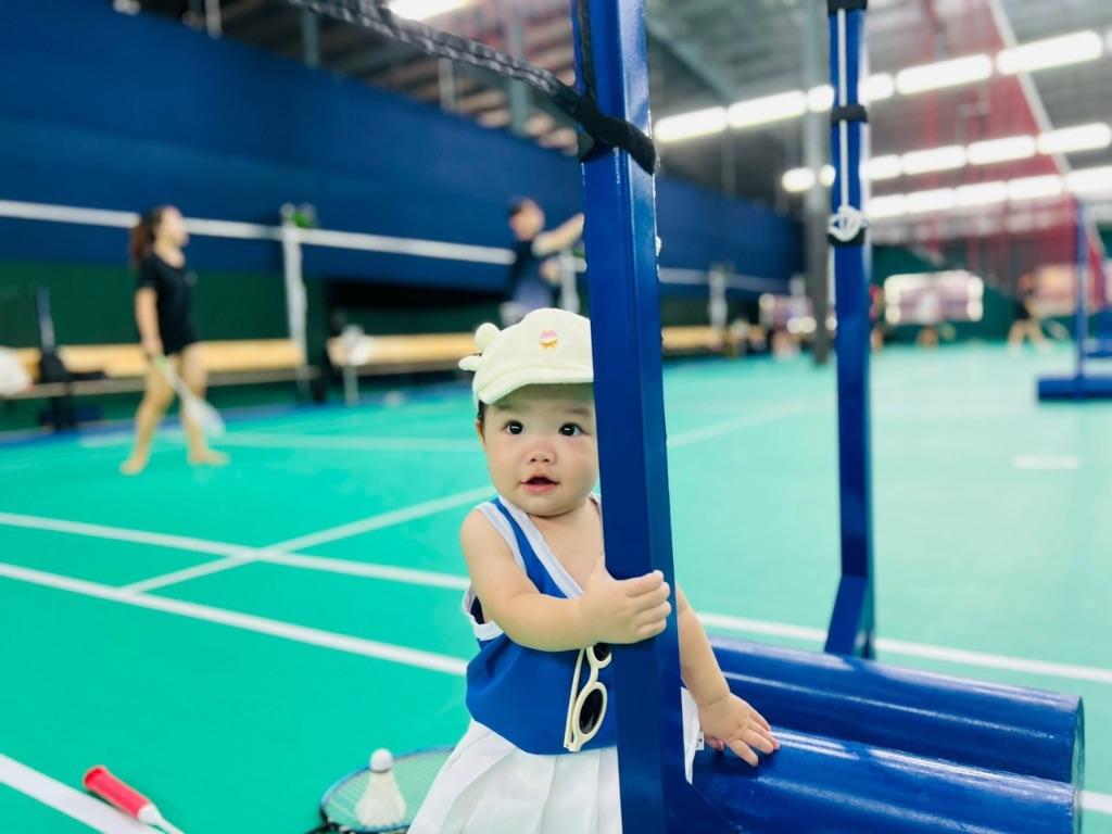 Sân cầu lông Sơn Tạ