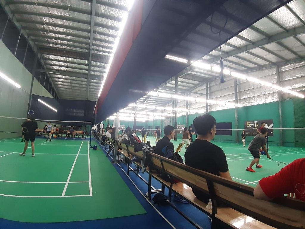 Sân cầu lông Sơn Tạ