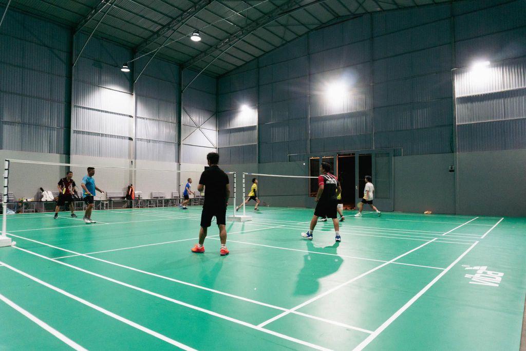Sân Cầu Lông Vườn Chú Tuyên