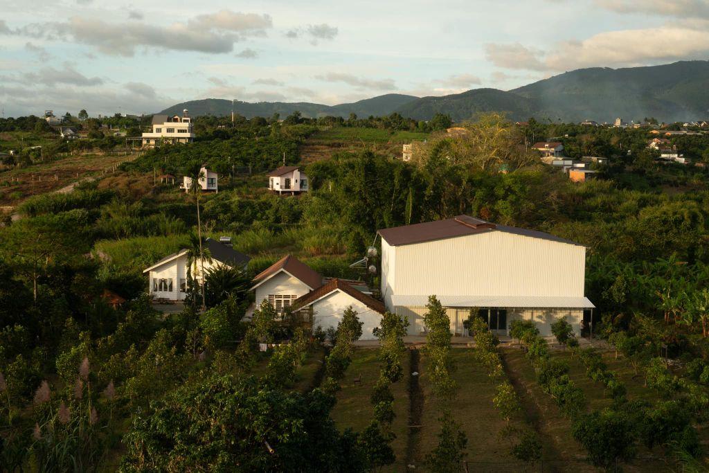 Sân Cầu Lông Vườn Chú Tuyên